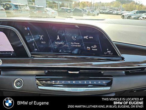 Used 2024 Cadillac Escalade ESV Premium Luxury Platinum AWD/4WD image 30