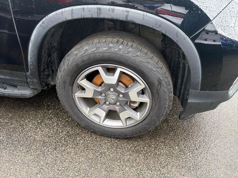 Used 2023 Honda Passport TrailSport image 4