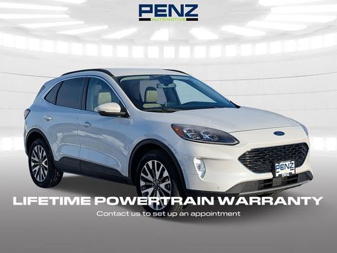 Used 2020 Ford Escape Titanium image 1