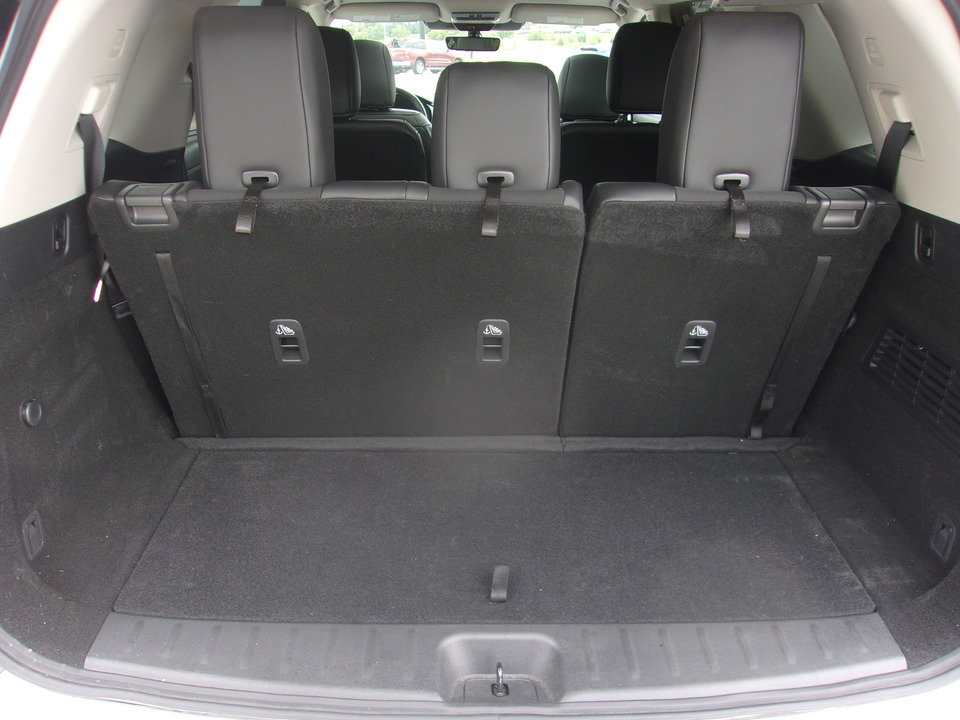 Used 2025 Nissan Pathfinder SL w/ SL Premium Package AWD/4WD image 28