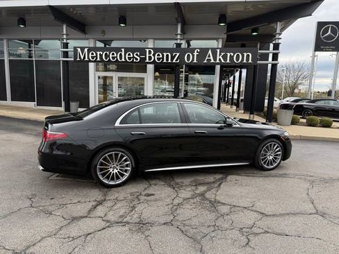 New 2026 Mercedes-Benz S 500 4MATIC image 1