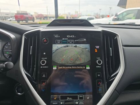 Used 2023 Subaru Ascent Limited image 18
