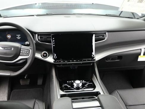 New 2026 Jeep Grand Wagoneer Limited AWD/4WD image 26