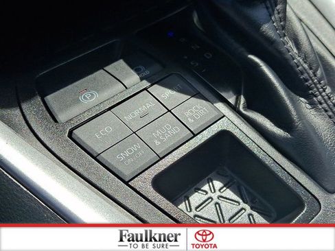 Certified 2023 Toyota RAV4 XLE Premium AWD/4WD image 23