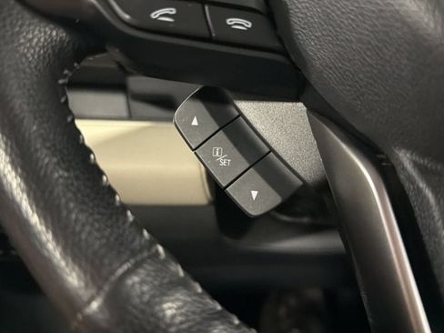 Used 2022 Subaru Ascent Limited w/ Technology Package AWD/4WD image 25