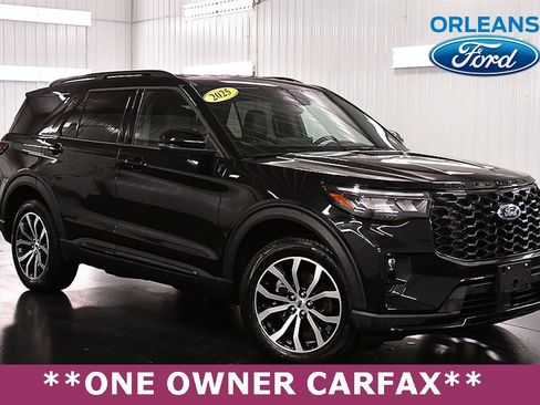 Used 2025 Ford Explorer ST-Line image 1