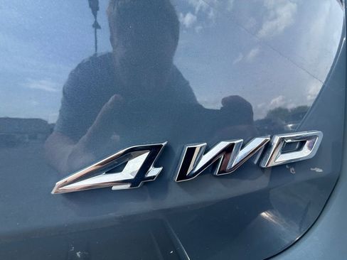 Used 2025 Ford Explorer ST-Line w/ Premium Package image 12