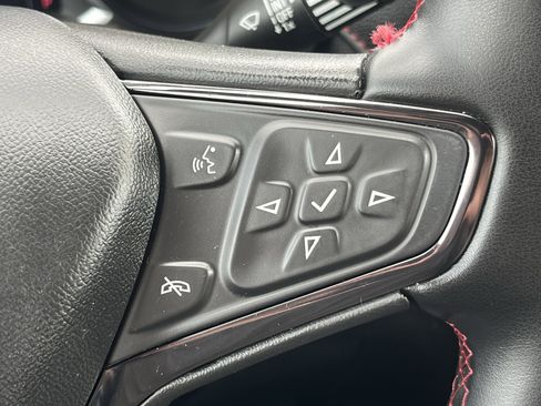 Used 2023 Chevrolet Equinox RS w/ RS Leather Package FWD image 19
