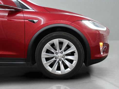 Used 2018 Tesla Model X 75D AWD/4WD image 14