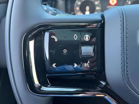 Certified 2026 Land Rover Range Rover Velar S image 21