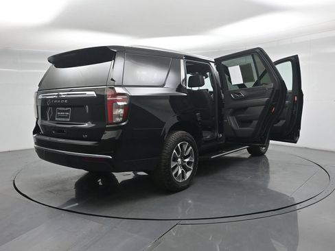 Used 2024 Chevrolet Tahoe LT w/ LT Signature Plus Package RWD image 6