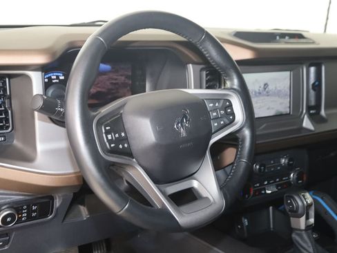 Used 2023 Ford Bronco Outer Banks AWD/4WD image 6
