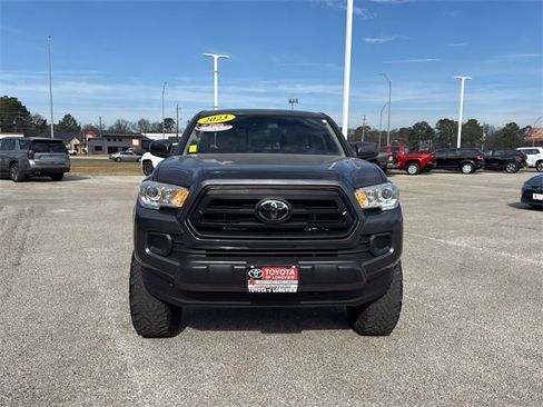 Used 2023 Toyota Tacoma SR image 8