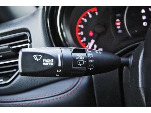 Used 2024 Dodge Durango GT AWD/4WD image 17