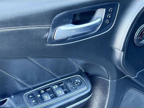 Used 2022 Dodge Charger Scat Pack RWD image 17