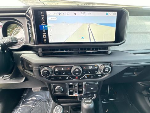 New 2024 Jeep Wrangler Sahara w/ Technology Group image 19