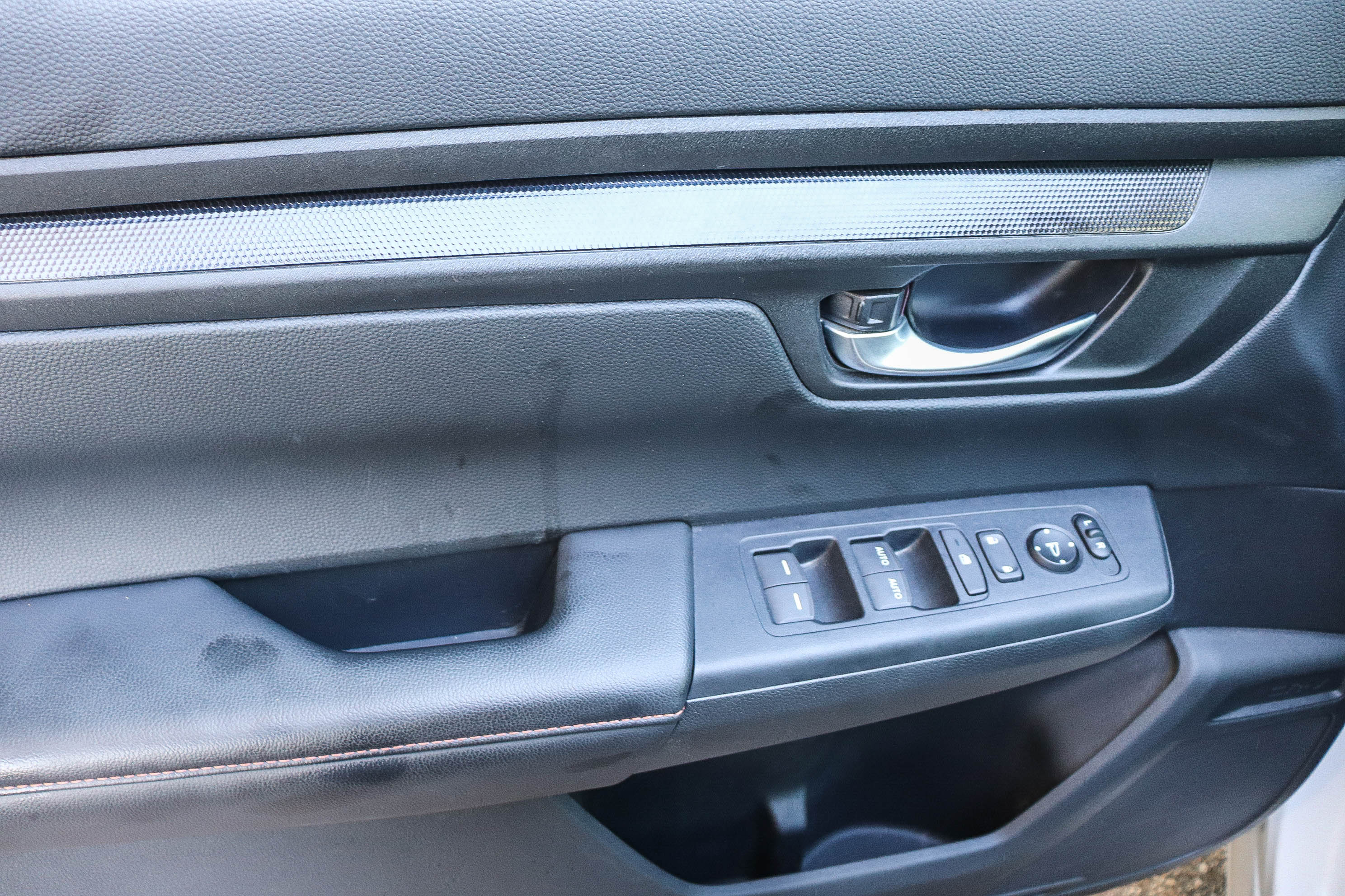 Certified 2025 Honda CR-V Sport image 24