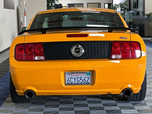 Used 2007 Ford Mustang GT Premium RWD image 5