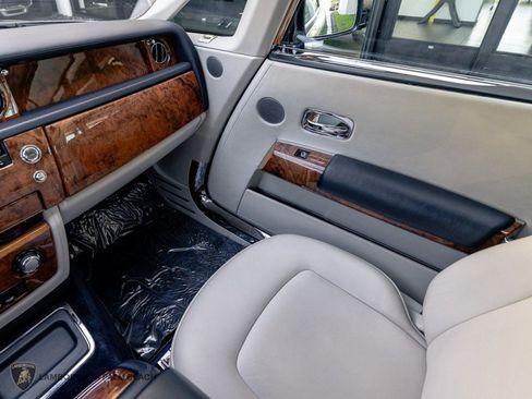 Used 2010 Rolls-Royce Phantom Coupe RWD image 11