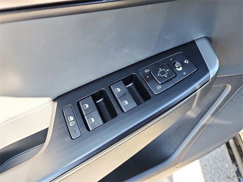 New 2025 Kia EV6 Wind image 11