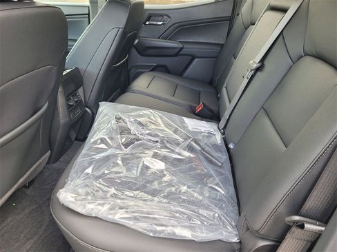 New 2026 GMC Canyon Elevation w/ Convenience Package image 8