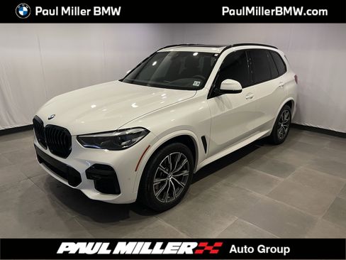 Certified 2023 BMW X5 xDrive40i w/ M Sport Package AWD/4WD image 1