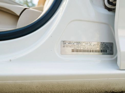 Used 2010 Volkswagen Jetta TDI FWD image 72