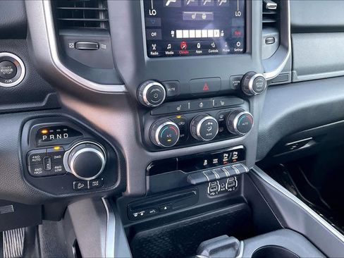 Used 2019 RAM 1500 Big Horn AWD/4WD image 33