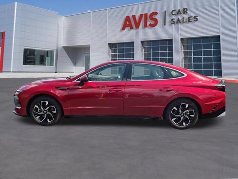 Used 2025 Hyundai Sonata SEL FWD image 10