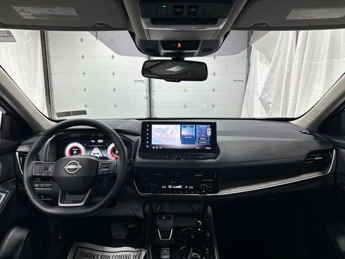 Used 2026 Nissan Rogue Platinum w/ Platinum Premium Package AWD/4WD image 41