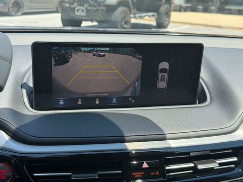 Certified 2024 Acura MDX FWD w/ Technology Package image 2