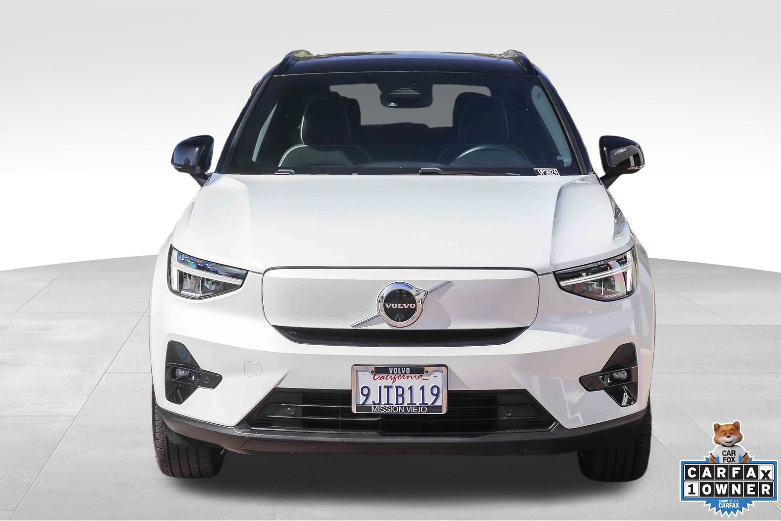 Used 2023 Volvo XC40 Recharge Plus w/ Protection Package Premier AWD/4WD image 2