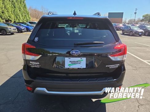 Used 2021 Subaru Forester Touring image 6