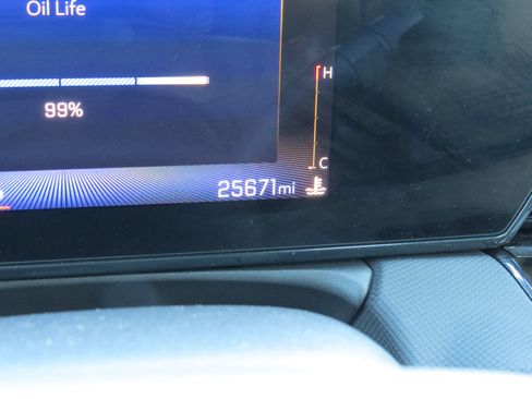 Certified 2025 Chevrolet TrailBlazer RS w/ Convenience Package image 22