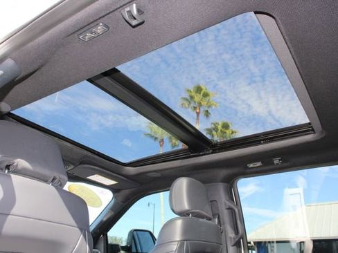 Used 2025 Ford F250 Platinum image 25