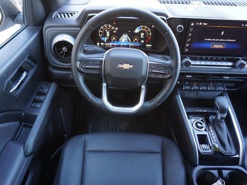 Used 2024 Chevrolet Colorado LT w/ LT Convenience Package III AWD/4WD image 39