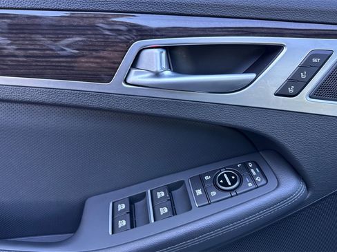 Used 2017 Genesis G80 3.8 image 11