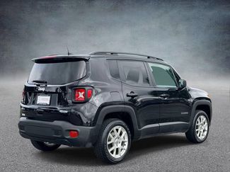 Used 2022 Jeep Renegade Latitude w/ Convenience Group AWD/4WD video 2