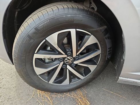 Used 2024 Volkswagen Jetta S image 29