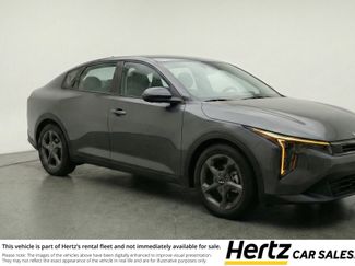 Used 2025 Kia K4 LXS video 1
