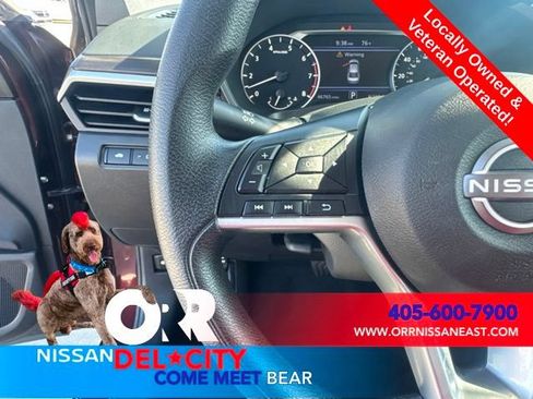 Used 2025 Nissan Altima 2.5 SV FWD image 19