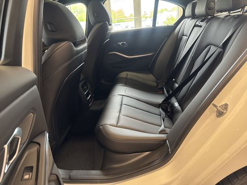 Used 2025 BMW 330i xDrive Sedan w/ M Sport Package image 16