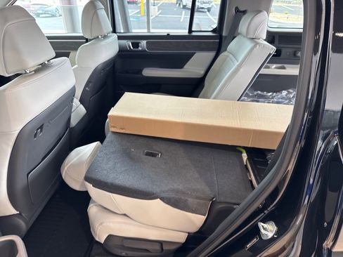 New 2026 Hyundai Santa Fe Limited AWD/4WD image 10