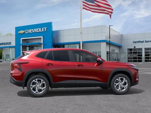 New 2026 Chevrolet Trax LS FWD image 5
