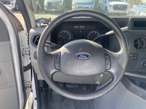 Used 2014 Ford E-250 and Econoline 250 Commercial w/ Power Group image 14