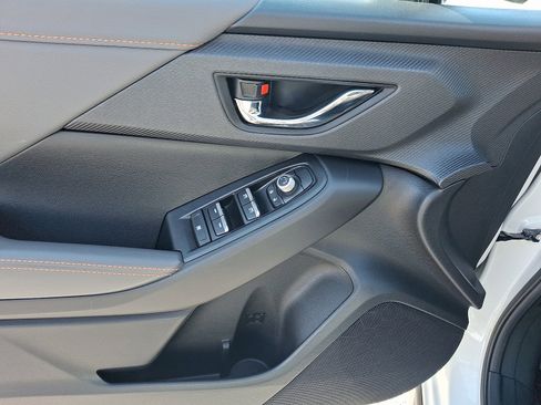 Certified 2025 Subaru Crosstrek 2.5i Limited image 12