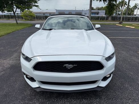 Used 2017 Ford Mustang Premium RWD image 33