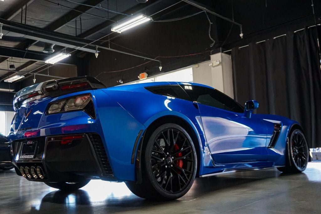 Used 2016 Chevrolet Corvette Z06 w/ Z07 Performance Package RWD image 6