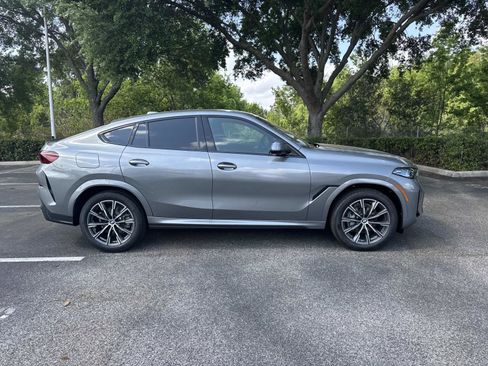 New 2026 BMW X6 xDrive40i w/ Premium Package AWD/4WD image 3