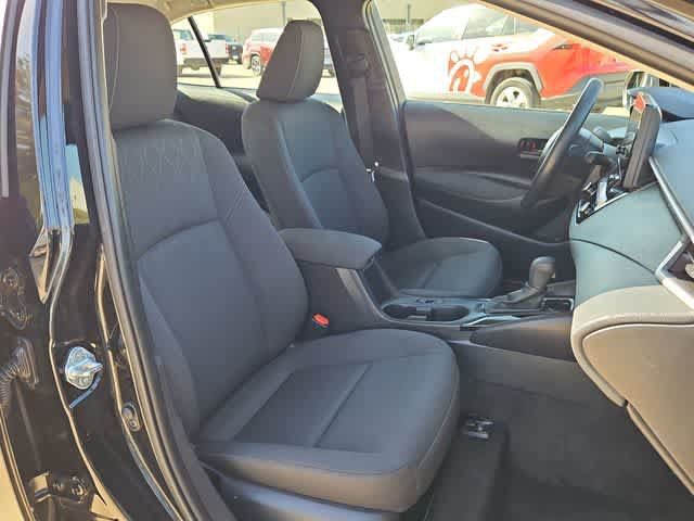 Used 2025 Toyota Corolla LE FWD image 18